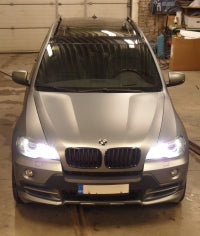 BMW X5 e70 xenon angel eyes